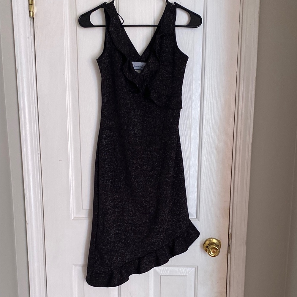Elegant Black Sleeveless Dress